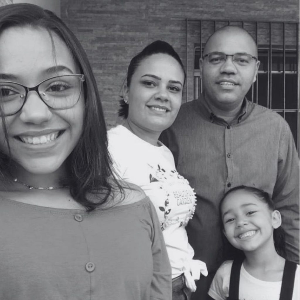 Pr. Rogério e Família